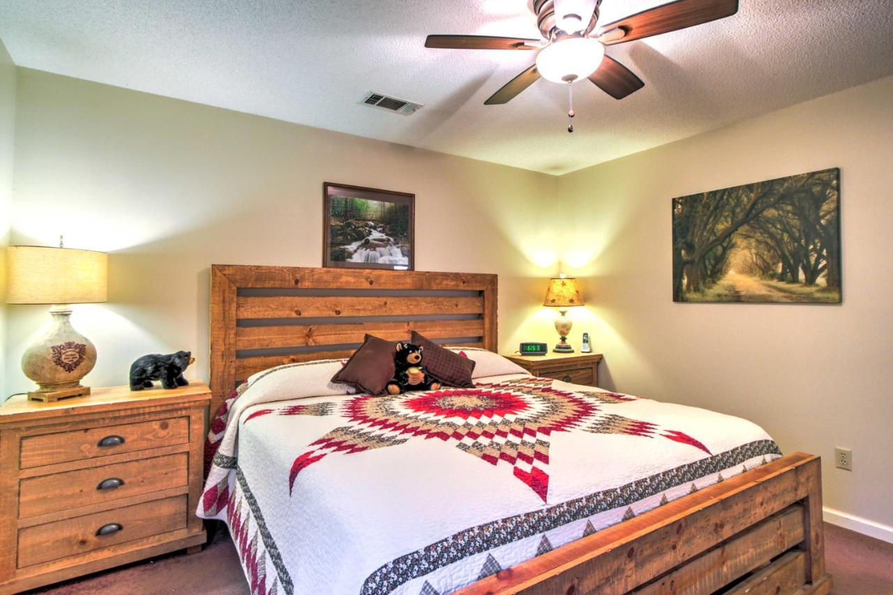 Tree Top Dream Cabin With Hot Tub In Gatlinburg! Villa Bagian luar foto