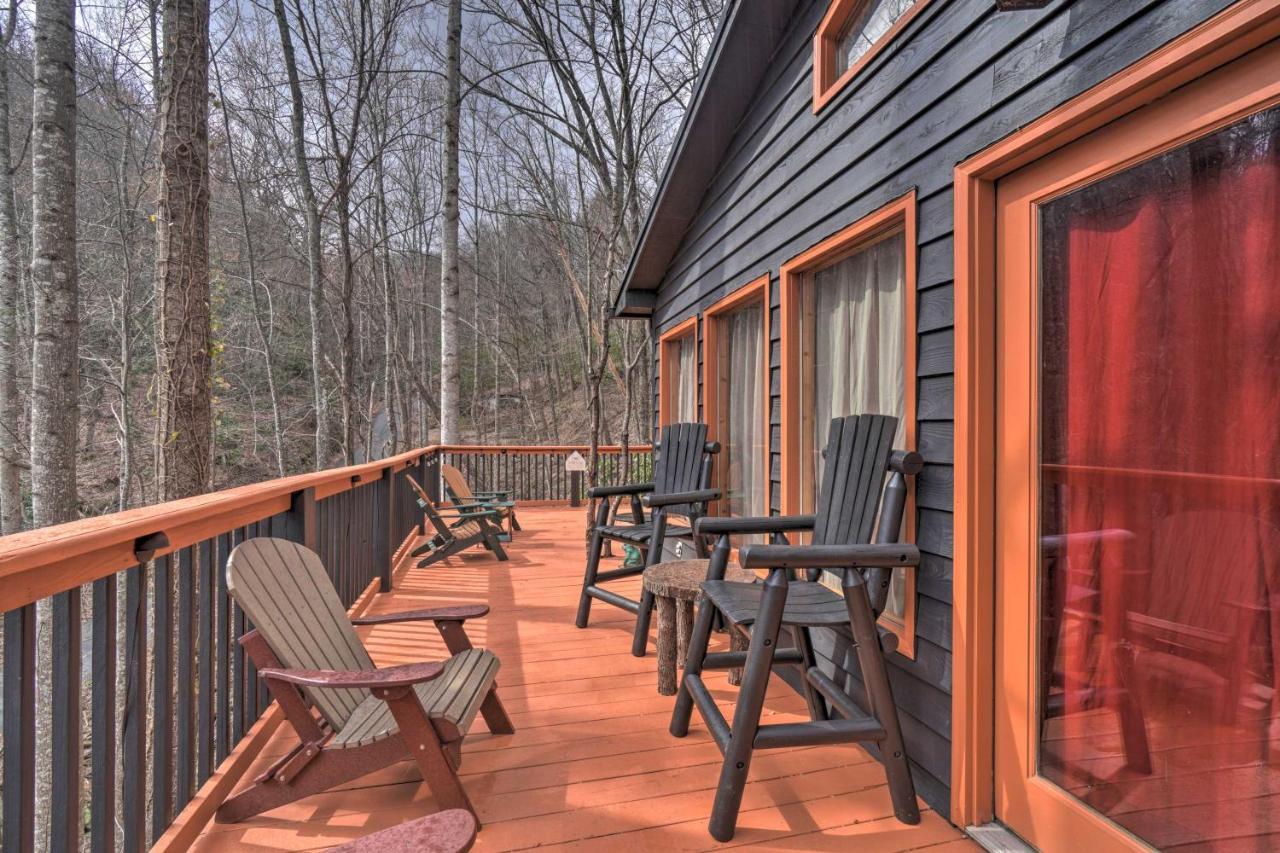 Tree Top Dream Cabin With Hot Tub In Gatlinburg! Villa Bagian luar foto